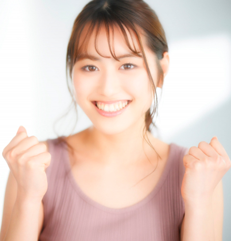 喜ぶ女性